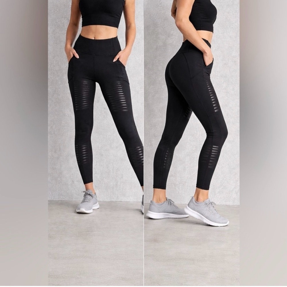 Lululemon High Rise Black Leggings Size 4,Pockets Performance Yoga
